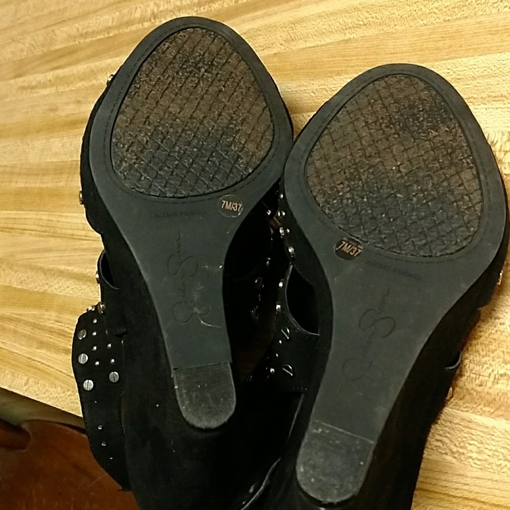 Shoes - Picture 3 of 3